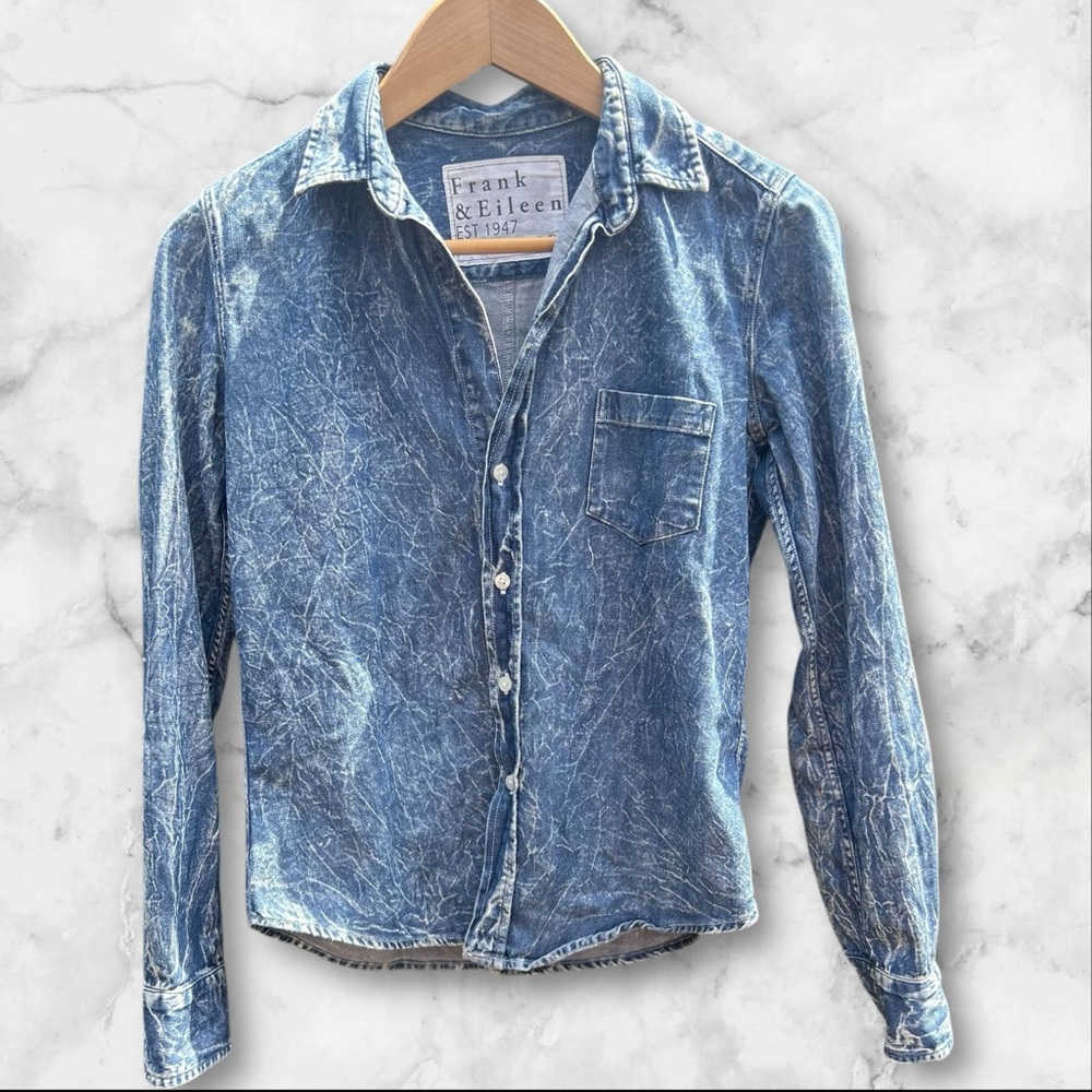 Frank & Eileen Distressed Vintage Wash Denim Barry Shirt XS NWOT - Picture 1 of 8
